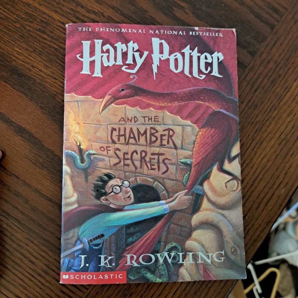 Harry Potter and the Chamber of Secrets J.K.‎ Rowling Scholastic Paperback Book